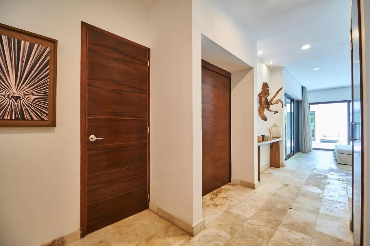 Casa Mallorca Tropical Vibes Private Pool Backyard With Grill Sunroof & Hammock Concierge & Wifi Tulum 0*,  México