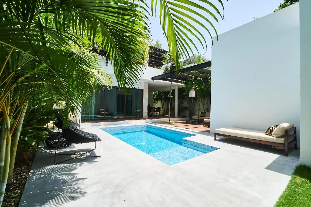 Holiday home Casa Mallorca Tropical Vibes Private Pool Backyard With Grill Sunroof & Hammock Concierge & Wifi Tulum Mexico